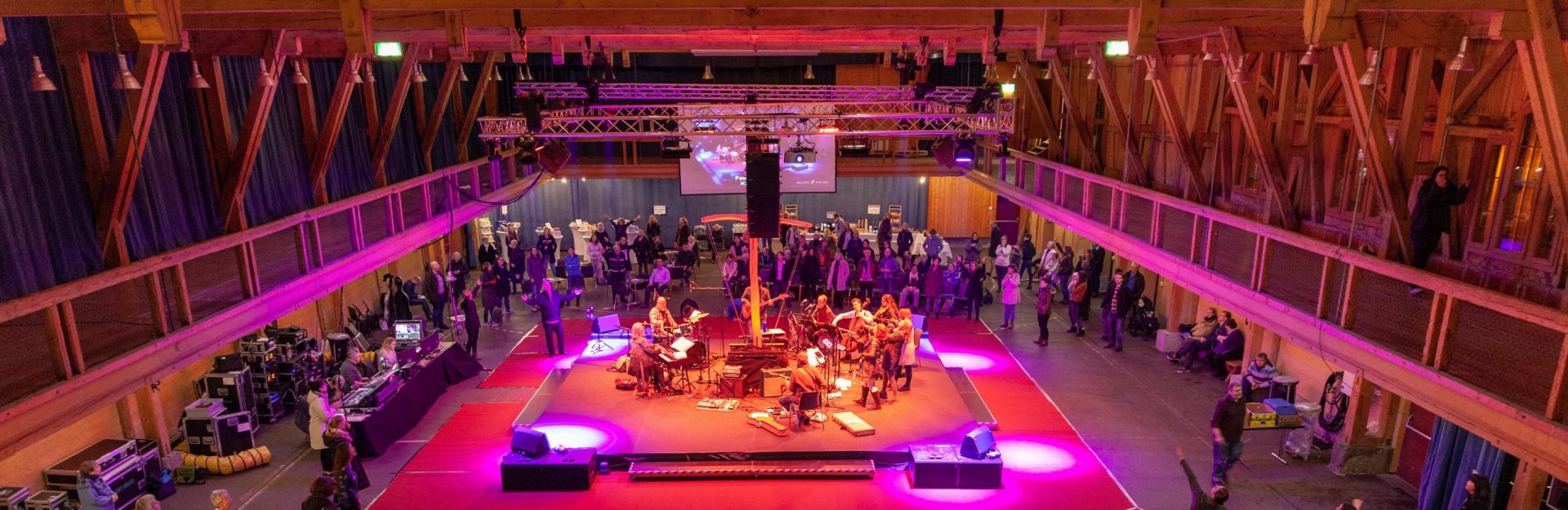 WELCOME TO THE STIFTUNG SCHLEIFE!