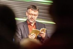 «Gemeinschaft leben» vonThomas Widmer-Huber